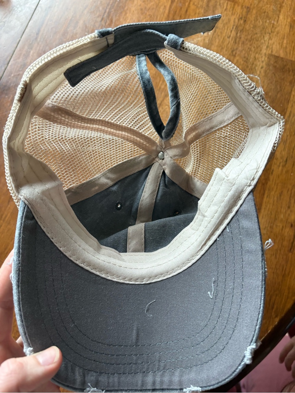 Basic gray/tan hat - Picture 4 of 4